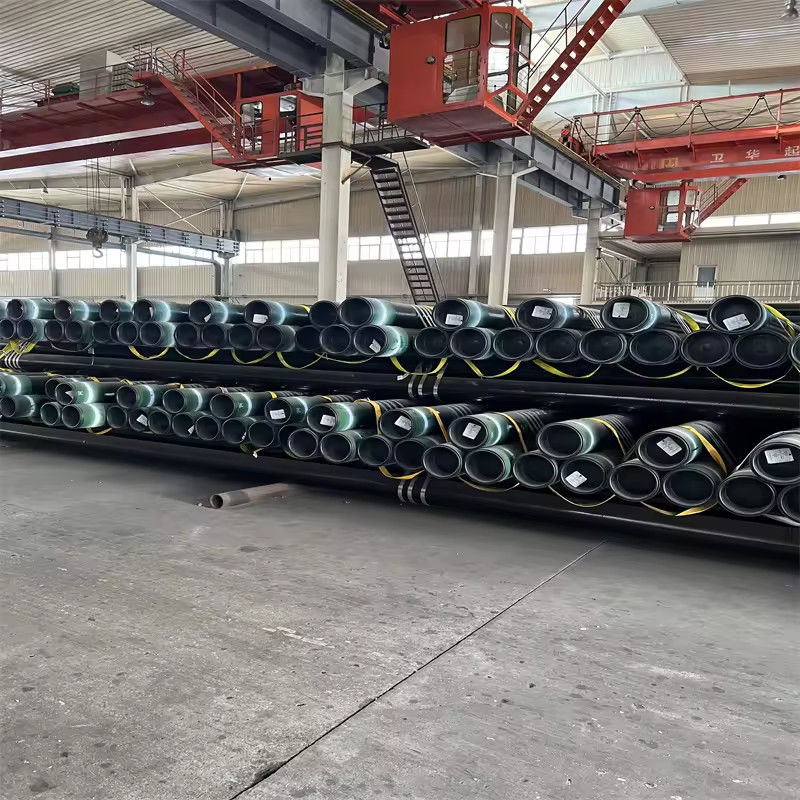 এপিআই 5 সিটি স্ট্যান্ডার্ড 3 1/2 '' ওডি এল 80 ′′ 10.2 পাউন্ড / ফুট রেঞ্জ কপলিং কেসিং যৌথ তেল টিউবিং এবং ড্রিলিংয়ের জন্য কেসিং সহ